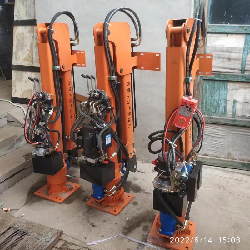 四平市重汽蓝牌随车吊 3.2吨 国六动力强 液压驱动 农用自卸起重机